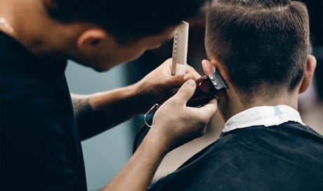 Salon de coiffure pour coupe de cheveux enfants à Alès